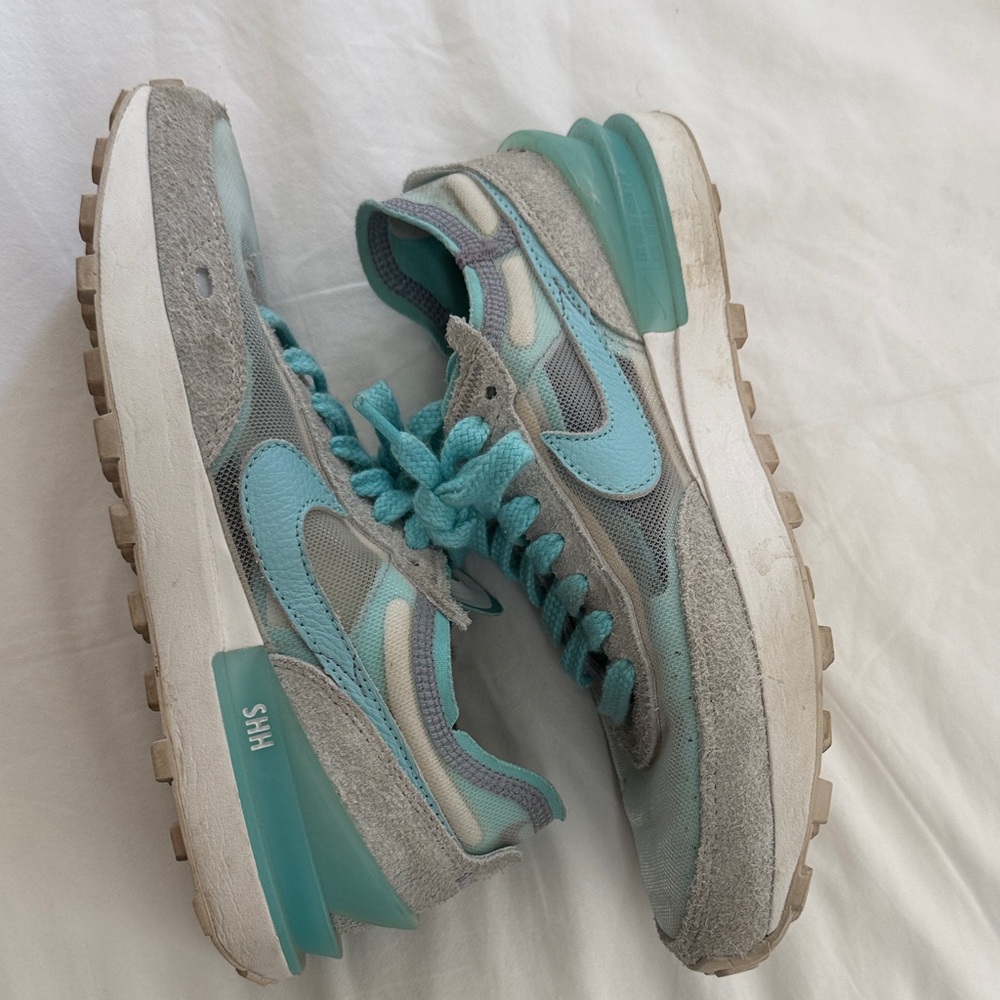 Nike Teal and Gray Women’s Athletic Shoes. Nearly new